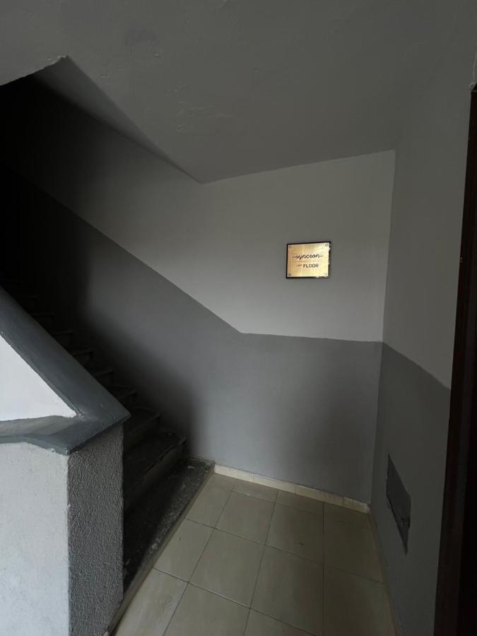 Appartamento One-bedroom Rooftop Skyline Central Hidden Gem In *
