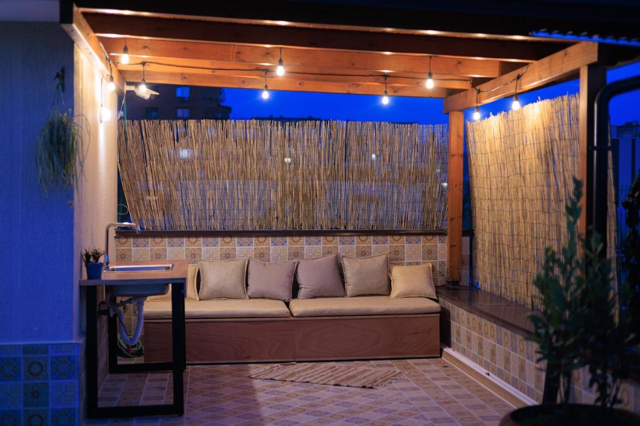 One-bedroom Rooftop Skyline Central Hidden Gem In Appartamento *